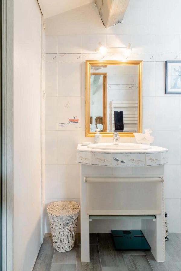 Bed and Breakfast Agreable Chambre D'Hotes Avec Piscine Le Beausset Exterior foto
