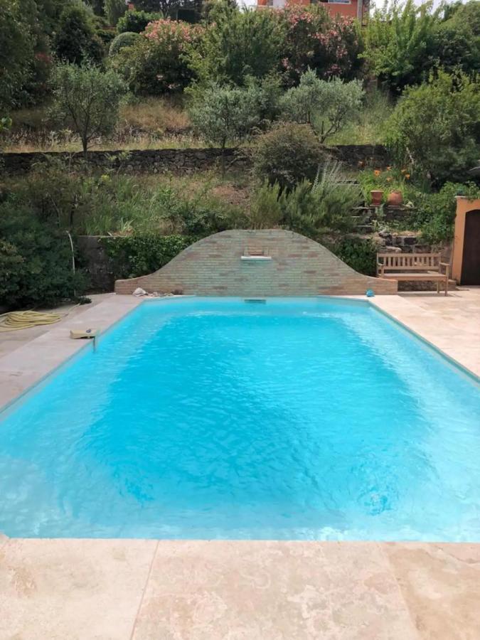 Bed and Breakfast Agreable Chambre D'Hotes Avec Piscine Le Beausset Exterior foto